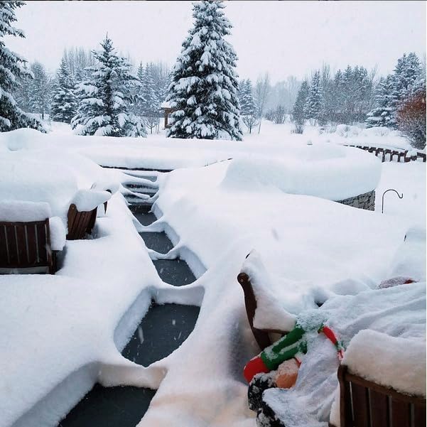 HeatTrak Heated Snow Melting Mat with Power Unit - Heated Outdoor Mats for Walkways - Electric Snow Melting Mats for Decks and Sidewalks - No-Slip Snow and Ice Melt Heated Sidewalk Mat (20” x 60")