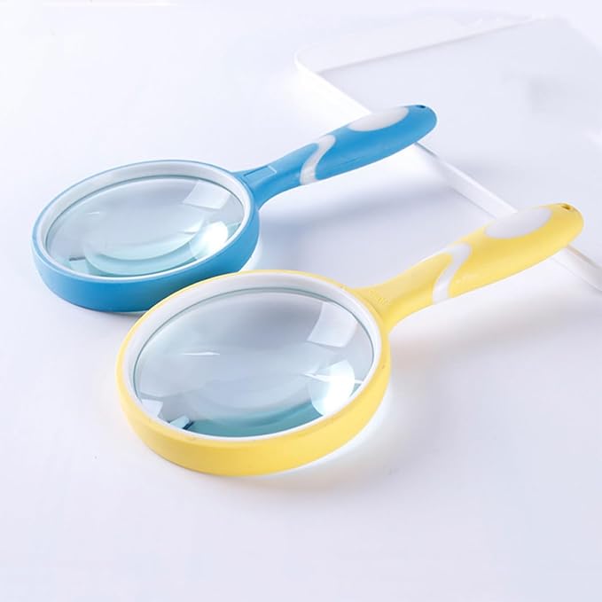 Reading Magnifier with Handle, Portable Handheld Magnifying Glass for Reading and Observation, Yellow Rubber Frame, Visual Aid Tool for Seniors and Low Vision Users