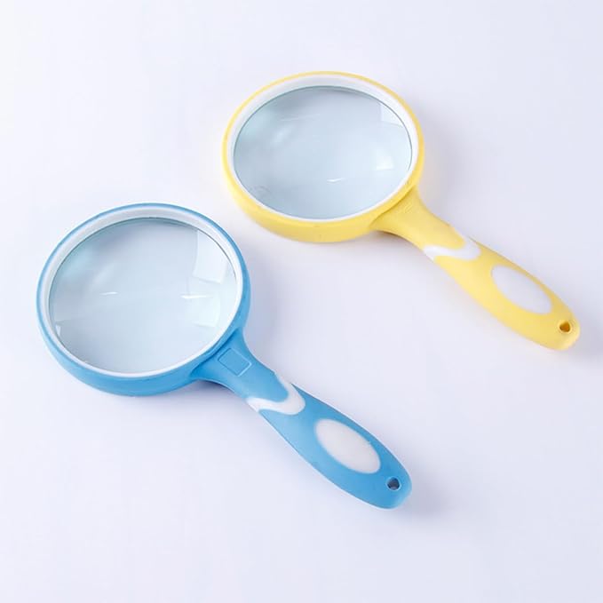 Reading Magnifier with Handle, Portable Handheld Magnifying Glass for Reading and Observation, Yellow Rubber Frame, Visual Aid Tool for Seniors and Low Vision Users