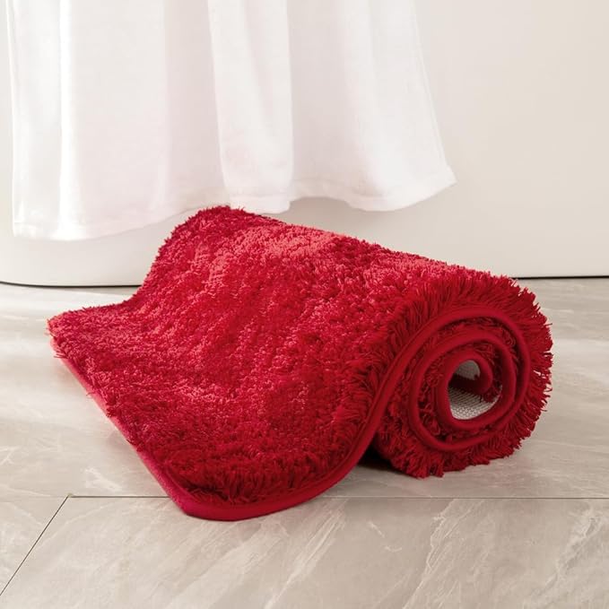 MIULEE Christmas Red Bath Rugs for Bathroom - Soft and Absorbent Non-Slip Rug for Shower Bath and Toilet, Machine Washable, 16'' x 24''