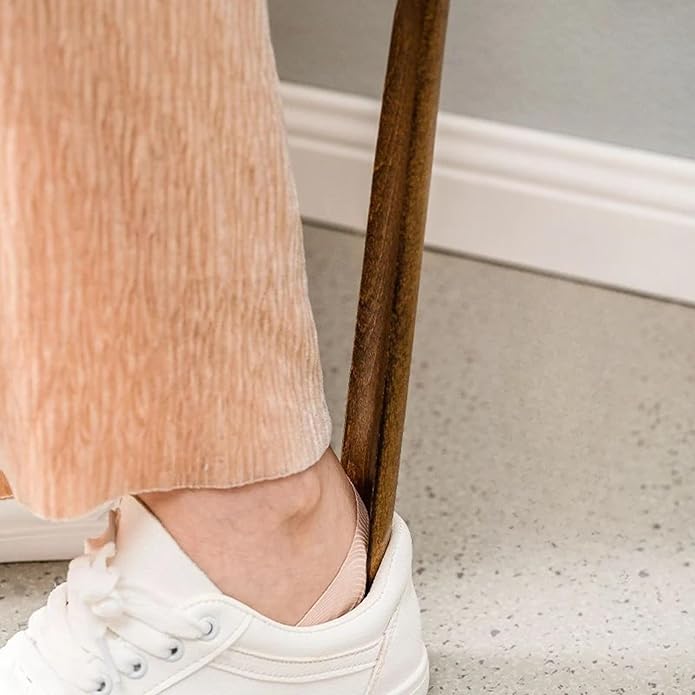 Kolbein 19.7" Long Wooden Shoehorn - Magnetic, Easy Wall Mount, Durable & Elegant Beechwood Design, Comfortable Shoe Wearing