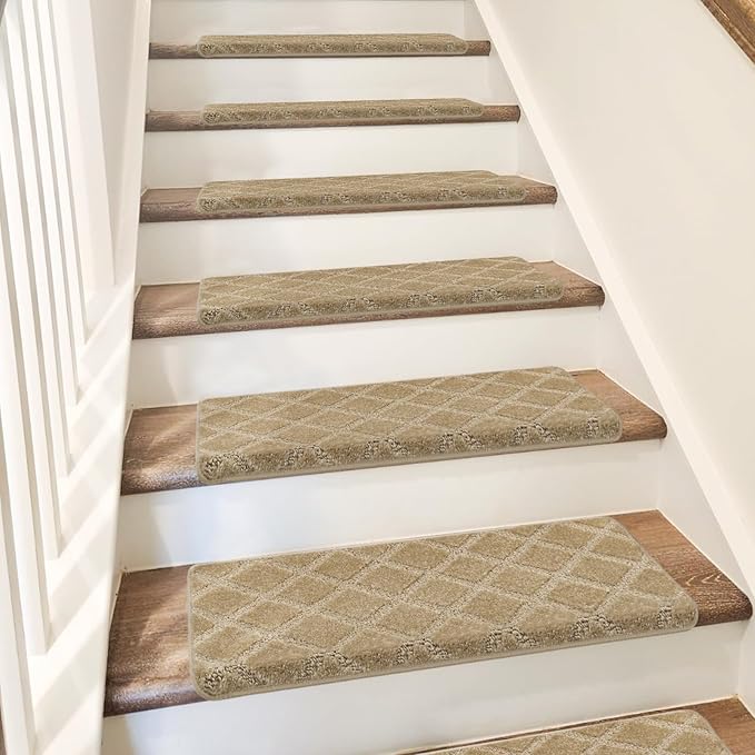 PURE ERA Bullnose Carpet Stair Treads Set Tape Free Non-Slip Indoor Stair Protectors Pet Friendly Rugs 9.5" x 30"(7 Pieces,Khaki Diamond Trellis)