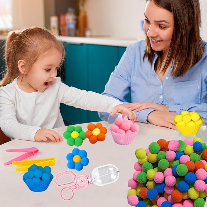 218Pcs Kid Tweezers fine Motor Skills Set,Helping Hands fine Motor Tool Set，Includes 200 Pcs Pompoms,10 Cups,5 Tweezers,2 Clips,1 Storage Box for Counting Sorting Training
