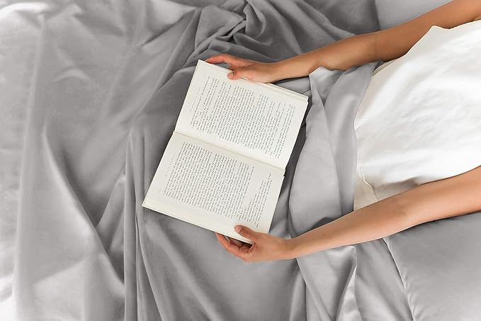 Queen 6 Piece Sheet Set - Cooling & Breathable Bed Sheets - Hotel Luxury Bed Sheets for Women, Men, Kids & Teens - Bedding w/Deep Pockets & Easy Fit - Soft & Wrinkle Free - Queen Light Grey Sheets