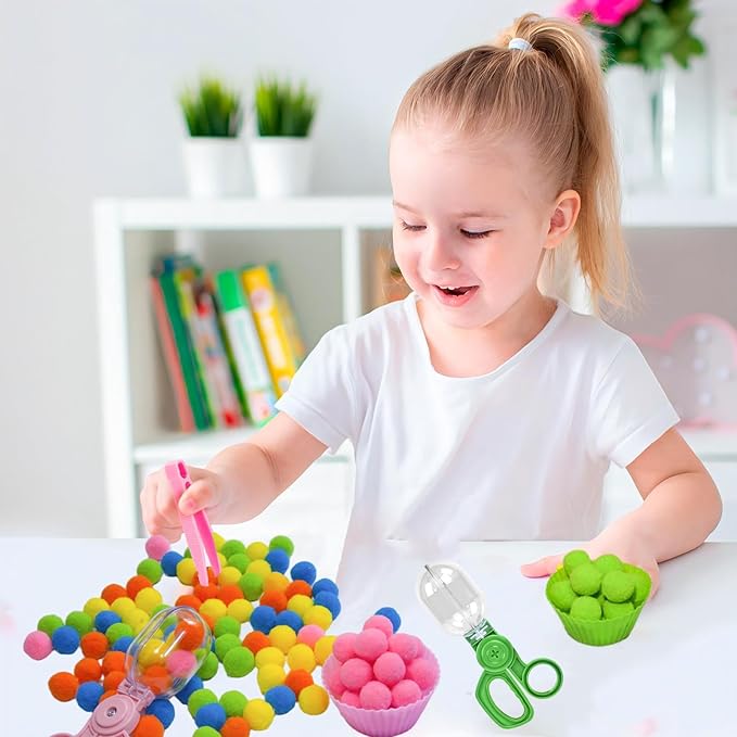 218Pcs Kid Tweezers fine Motor Skills Set,Helping Hands fine Motor Tool Set，Includes 200 Pcs Pompoms,10 Cups,5 Tweezers,2 Clips,1 Storage Box for Counting Sorting Training