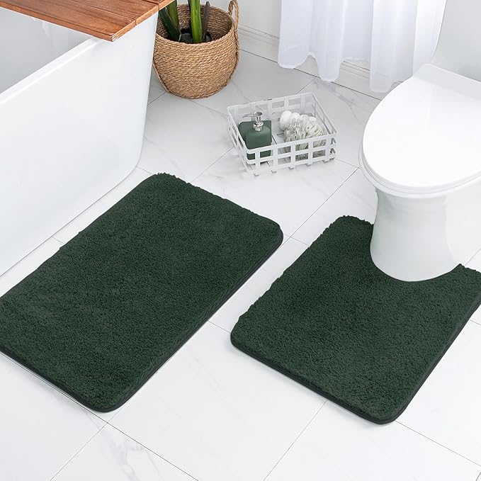 MIULEE Christmas Dark Green Absorbent Bath Rugs, Soft Large Bathroom Mats Non-Slip and Quick-Drying for Bathroom Bathtub Showers, Machine Washable Carpet (24 x 36 Inches)