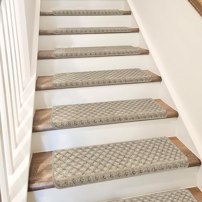 PURE ERA Bullnose Carpet Stair Treads Tape Free Non-Slip Indoor Stair Protectors Pet Friendly Stair Treads for Wooden Steps 9.5" x 30"(7 Pieces,Cream Gray Mini-Diamond Trellis)