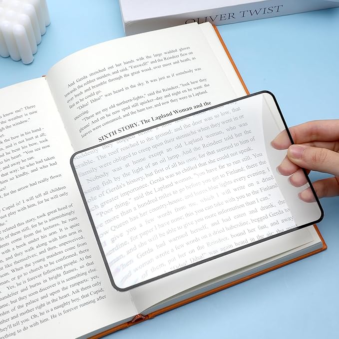 4Pcs 3X 5X Page Magnifying Sheet Clear Lightweight Magnifier Flat Plastic Optical Fresnel Lens Handy Card Size Magnifier Bookmark for Low Vision Reading Small Prints, Maps and Books