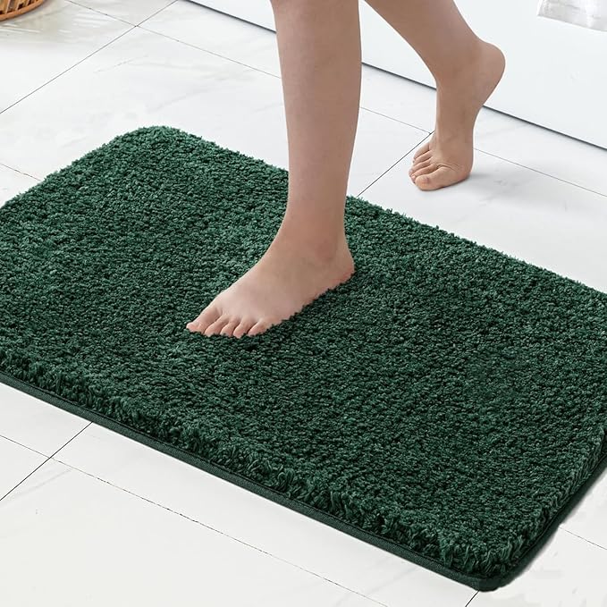 MIULEE Christmas Dark Green Bathroom Rugs Non Slip Bath Mat 24'' x 40'' Shaggy Soft Bath Rug Plush Microfiber Absorbent Water for Shower Tub Machine Washable (24x40 Inches)