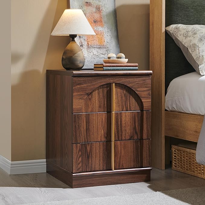 ACCOHOHO Modern Night Stand with Arched Panel, 18" Nightstand with Charging Station, Side Table with 3 Storage Drawers, Wood Square Bedside End Table for Bedroom Living Room, Brown